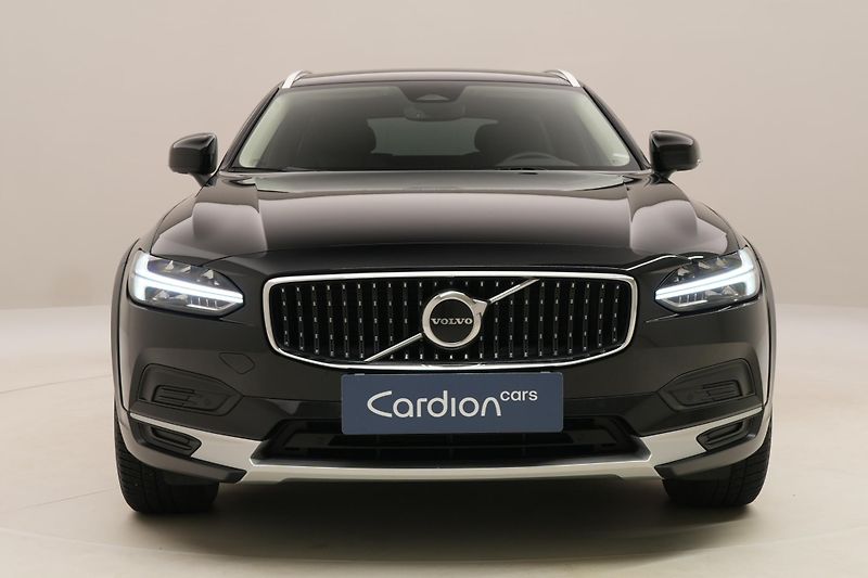Volvo V90 CC B4 AWD BRIGHT PLUS AUT CZ - fotka 15 z 49