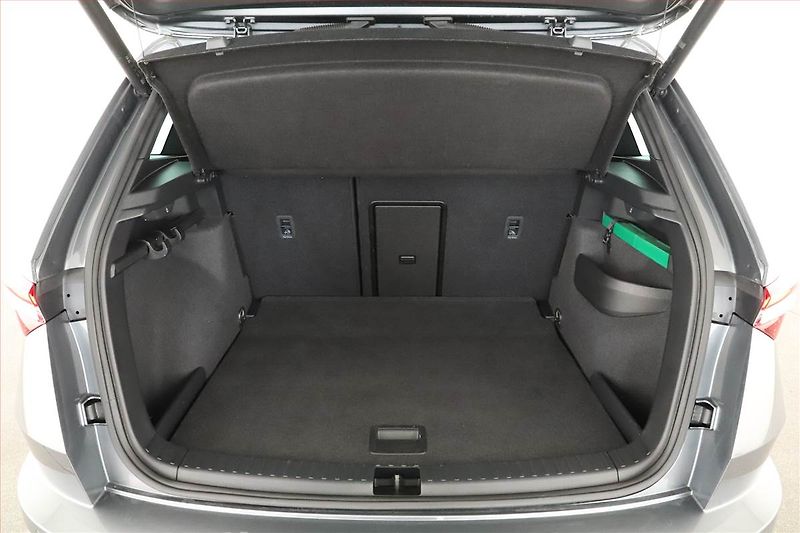 Škoda Karoq (2022) Sportline 1.5 TSI - fotka 11 z 21