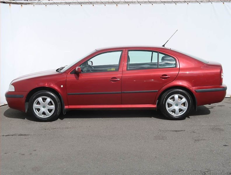 Škoda Octavia (2007) 1.6, LPG, Serv.kniha, Tažné - fotka 3 z 16