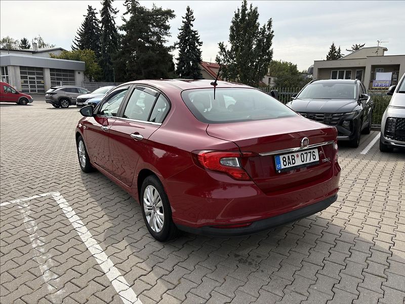 Fiat Tipo 1,4 i 16V Lounge - fotka 3 z 19