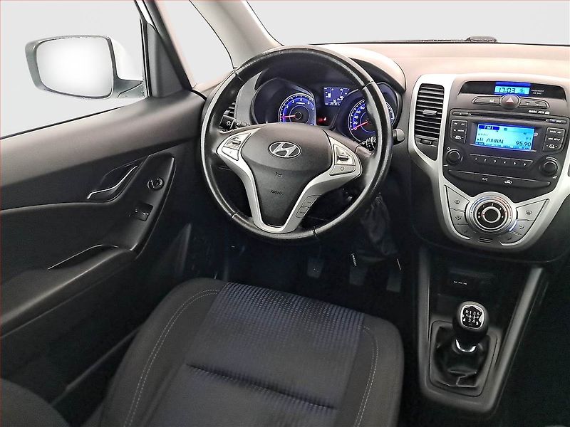 Hyundai ix20 (2015) 1.4 CVVT, Serv.kniha - fotka 7 z 17
