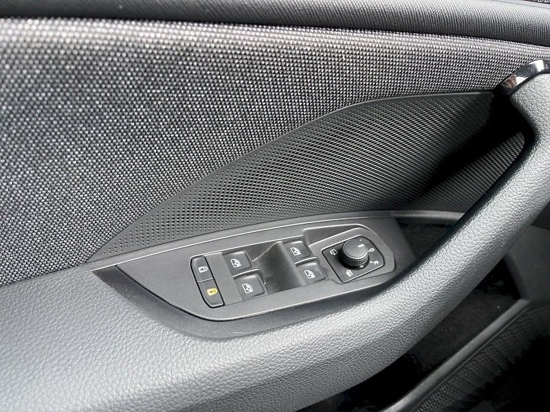 Škoda Kodiaq (2024) 2.0 TDI 142 kW Selection 4x4 D - fotka 26 z 35