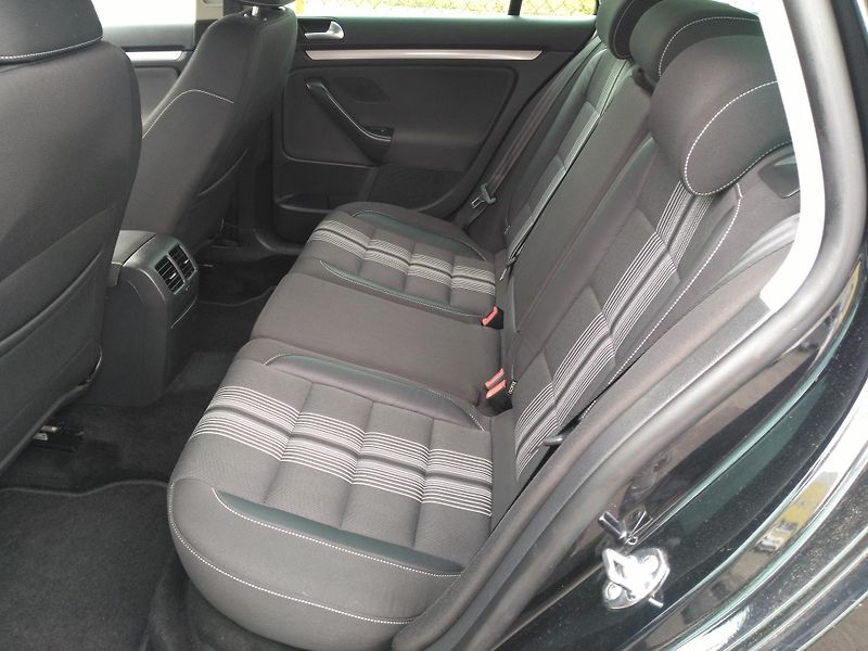 Volkswagen Golf Variant 1,2 TSI  MATCH /77 kW/ - fotka 7 z 41