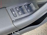 Škoda Octavia (2013) 2.0 TDi, DSG, webasto, xenon - náhled 11