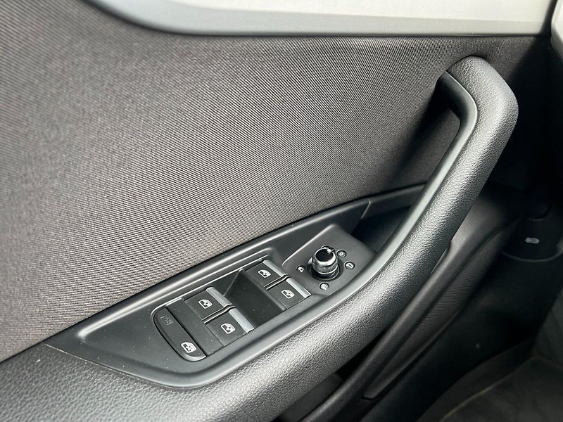 Audi A4 (2020) Avant 40 TDi Sport S-Tronic! - fotka 30 z 45