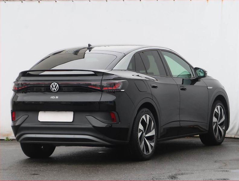 Volkswagen ID.5 (2022) Pro Perf. (82 kWh), SoH 91% - fotka 5 z 24