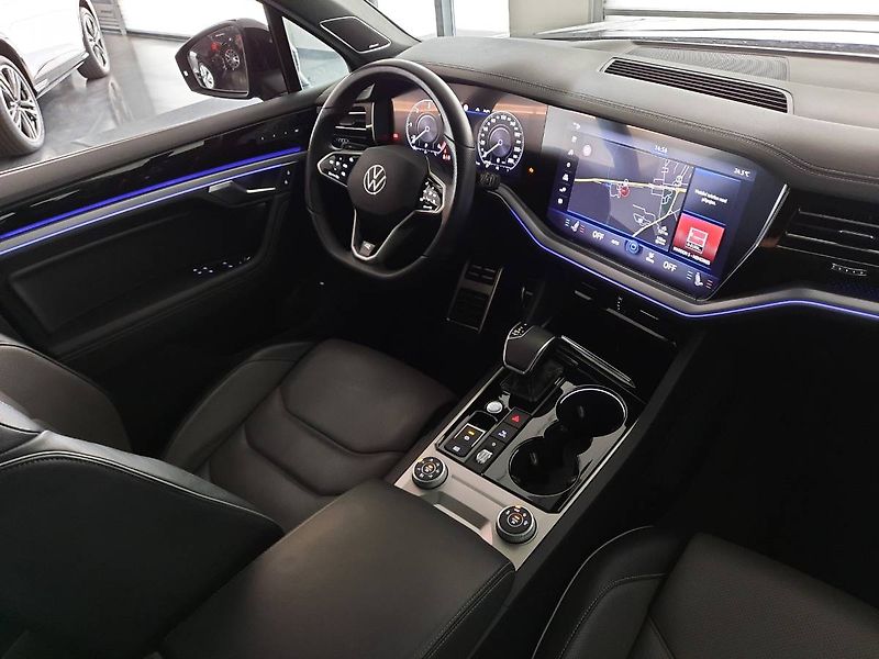 Volkswagen Touareg (2022) R-Line 3.0 TDI (210kW/286k) Ti - fotka 12 z 30