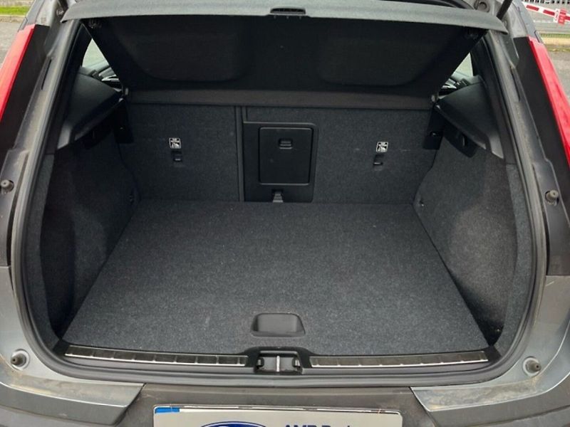 Volvo XC40 2,0i,182kW,1MAJ,CZ,SERVISKA,AW - fotka 7 z 14
