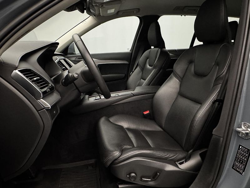 Volvo XC90 B5 AWD PLUS BRIGHT AUT CZ - fotka 4 z 53
