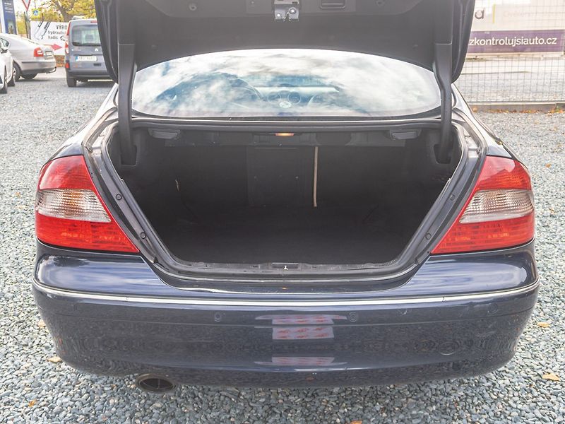 Mercedes-Benz CLK (2006) 320CDI 165KW mat – FAKTURY - fotka 28 z 32