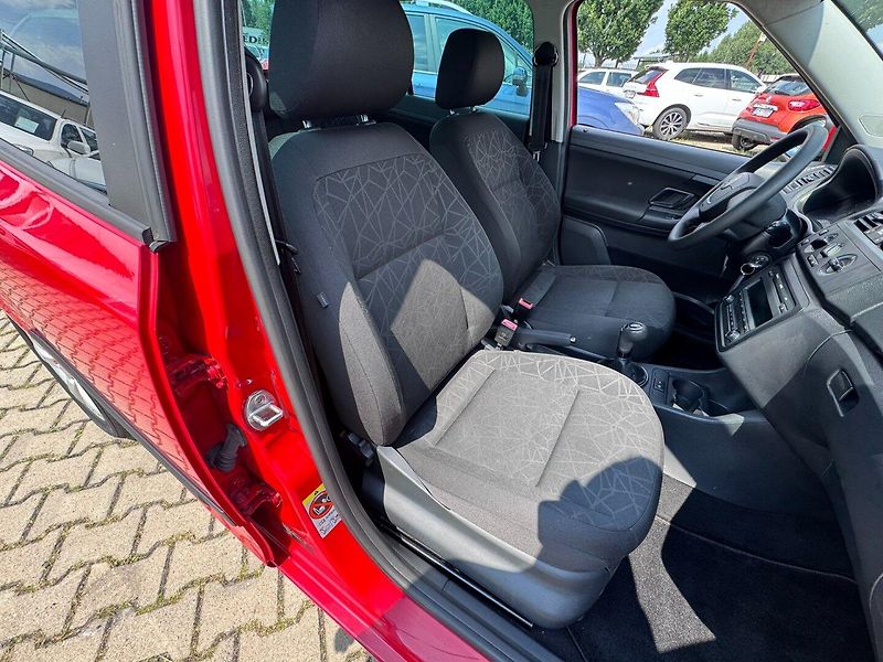 Škoda Fabia (2011) 1,2 TSI 63 KW KM STK - fotka 34 z 49