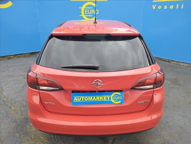 Opel Astra 1,0 i 77KW - fotka 5 z 17