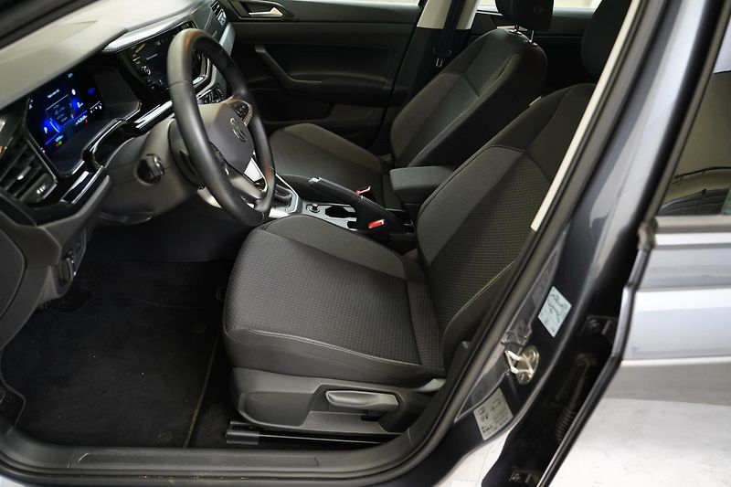 Volkswagen Polo - fotka 11 z 27