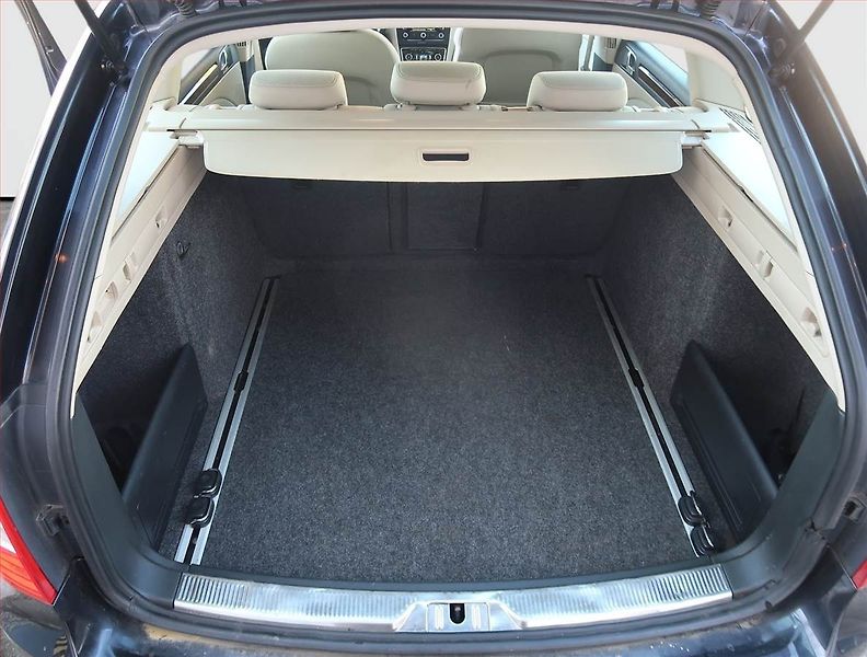 Škoda Superb (2014) 2.0 TDI, Automat, Navi, Xenony - fotka 14 z 20