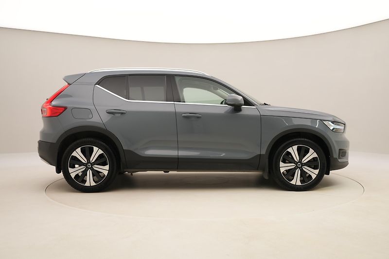 Volvo XC40 T5 RECHARGE INSCRIPTION AUT - fotka 14 z 50