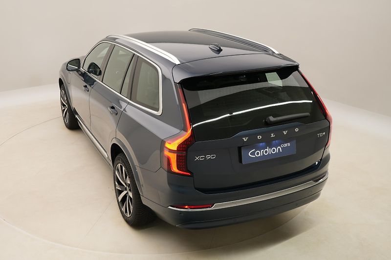Volvo XC90 (2026) T8 AWD Plug-in CORE 7m - fotka 17 z 64