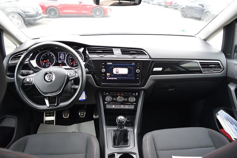 Volkswagen Touran (2018) 1.4TSI 110kw CLBMT ED. SOUND  - fotka 20 z 50