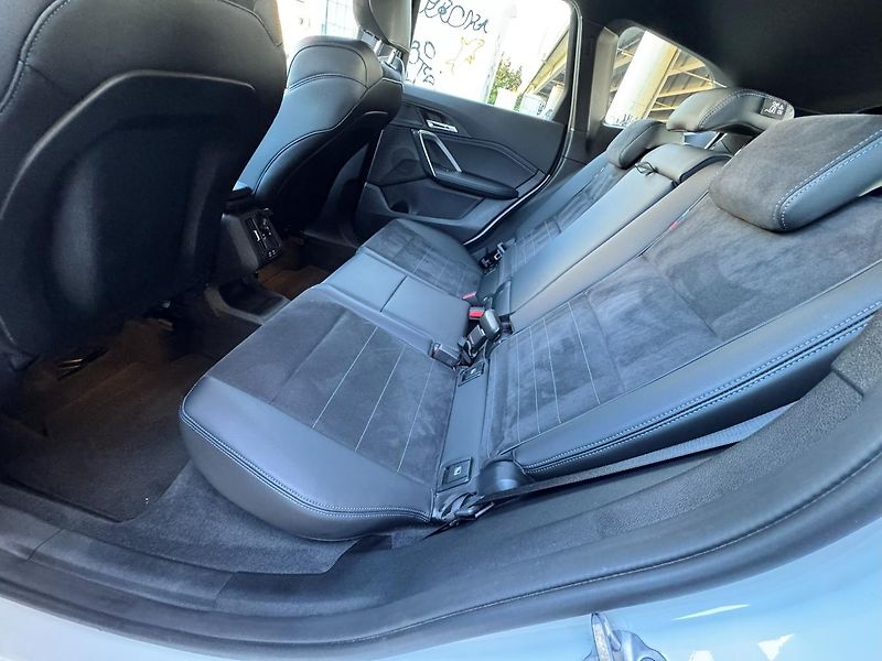 BMW X1 (2024) sDrive 18d M Paket + Záruka - fotka 10 z 19