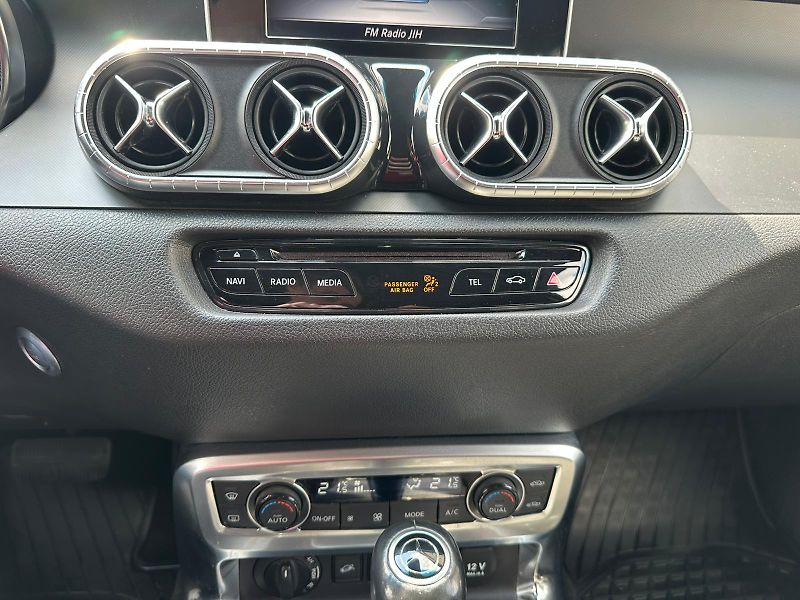 Mercedes-Benz Třídy X (2019) X, 220D, 140KW, 360° - fotka 16 z 26