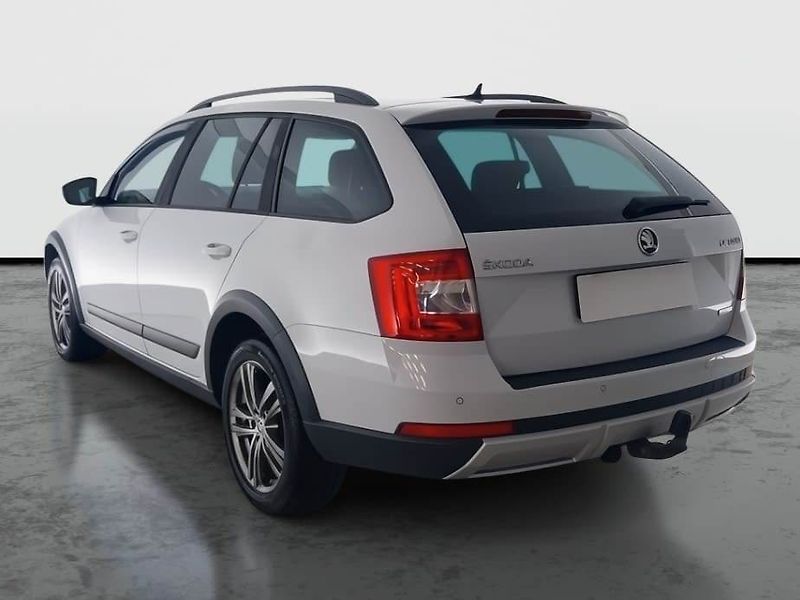 Škoda Octavia (2014) Scout 2.0 TDI, 4X4, Automat - fotka 4 z 16