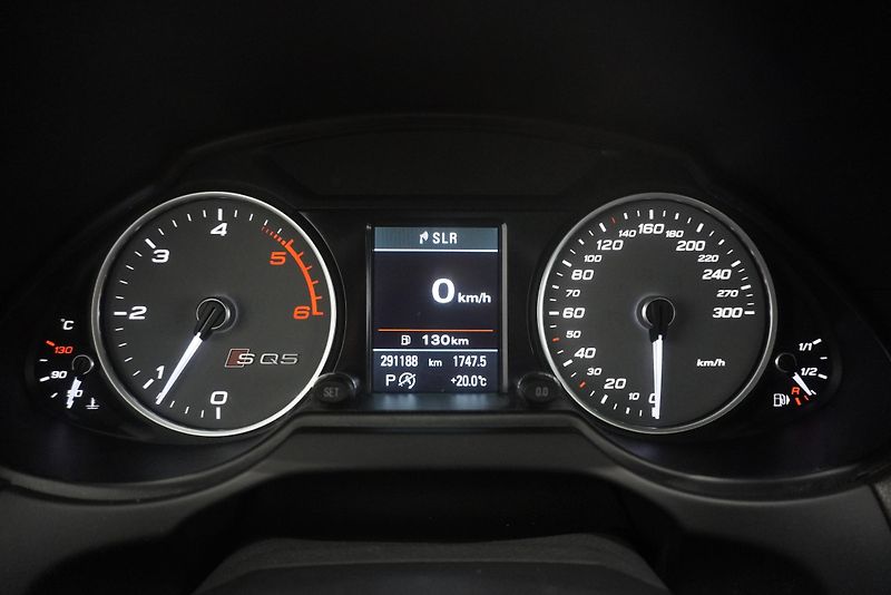 Audi SQ5 3.0 TDi QUATTRO AUTOMAT - fotka 23 z 39