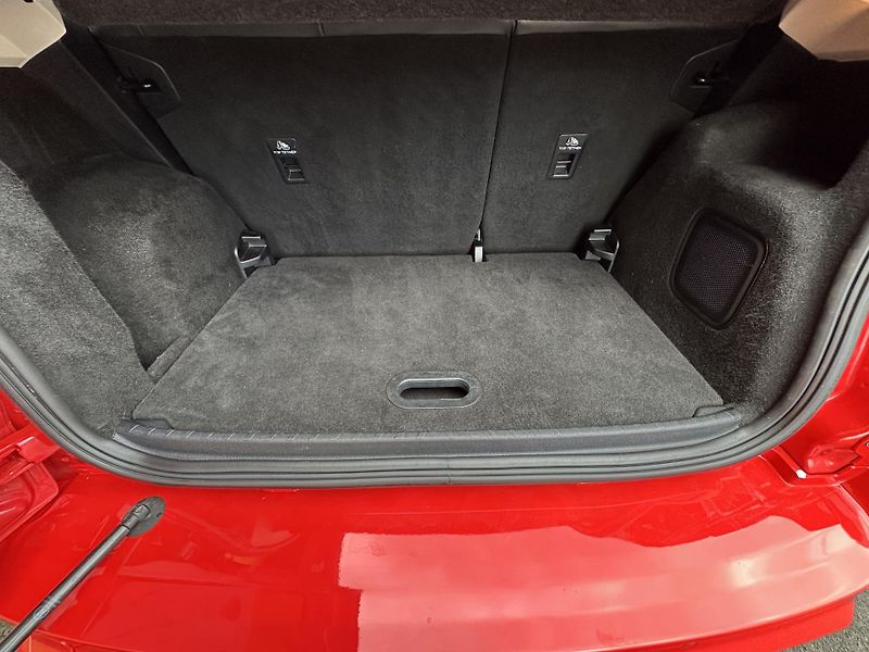 Ford EcoSport (2018) 1.0/92kW * ST-Line * Xenon - fotka 30 z 41