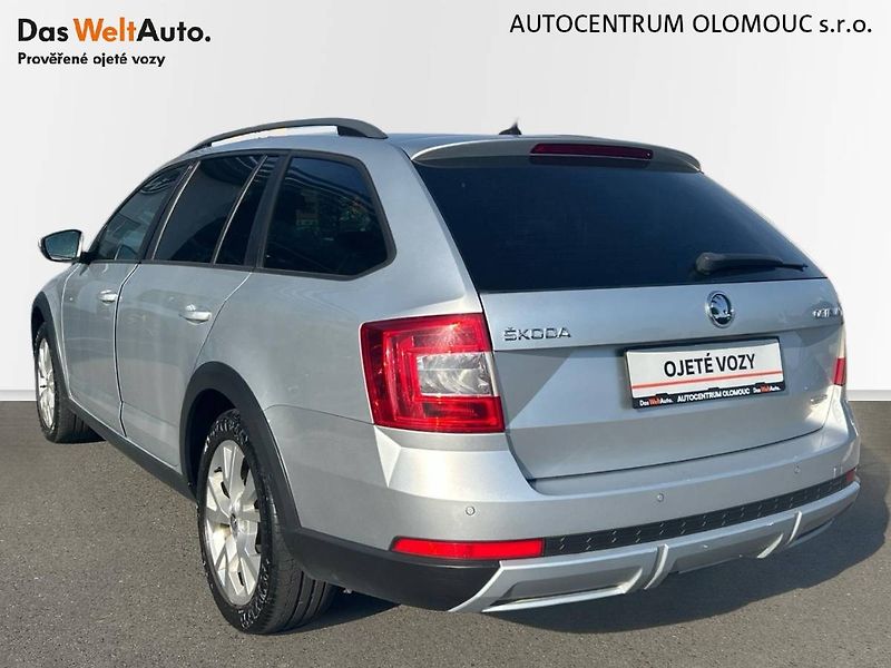 Škoda Octavia (2016) 2.0 TDI 4X4 Scout - fotka 16 z 25