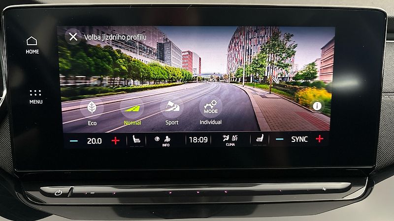Škoda Octavia 1.0 TSI Style Combi - fotka 25 z 26