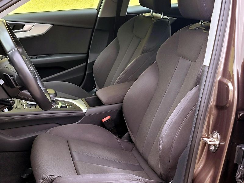 Audi A4 TDi S-tron 140kW Quattro,CZ    - fotka 34 z 53