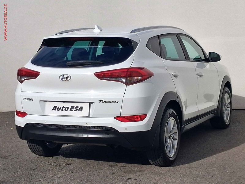 Hyundai Tucson (2018) 1.7 CRDi, ČR, AC, navi - fotka 4 z 19
