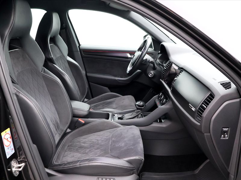 Škoda Kodiaq 2,0 TDI 140kW Sportline 4x4 DS - fotka 13 z 41