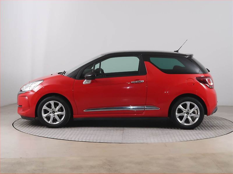 Citroën DS3 (2016) 1.2 PureTech, Automat, Navi - fotka 3 z 16