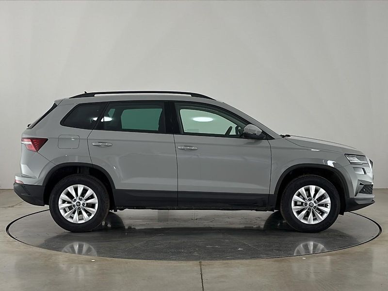 Škoda Karoq Selection DSG - fotka 16 z 29