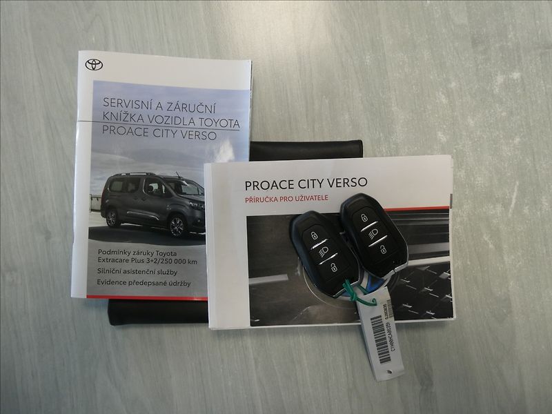 Toyota ProAce City Verso 1,2 T 96kW Long 7.míst,AT8,ČR - fotka 44 z 44
