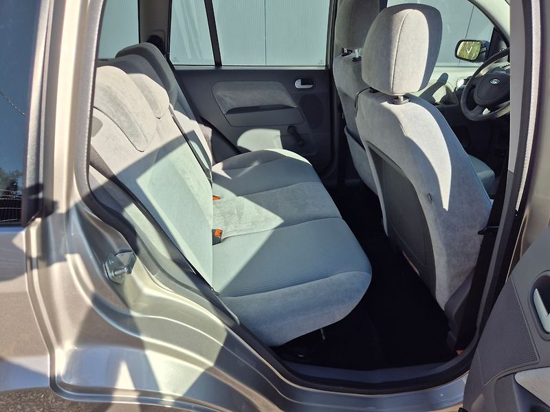 Ford Fusion (2003) 1.4i 59Kw, klima, krásný - fotka 18 z 24
