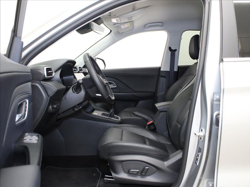 MG ZS 1,5 i 85kW Elegance 9785km. ČR - fotka 6 z 26