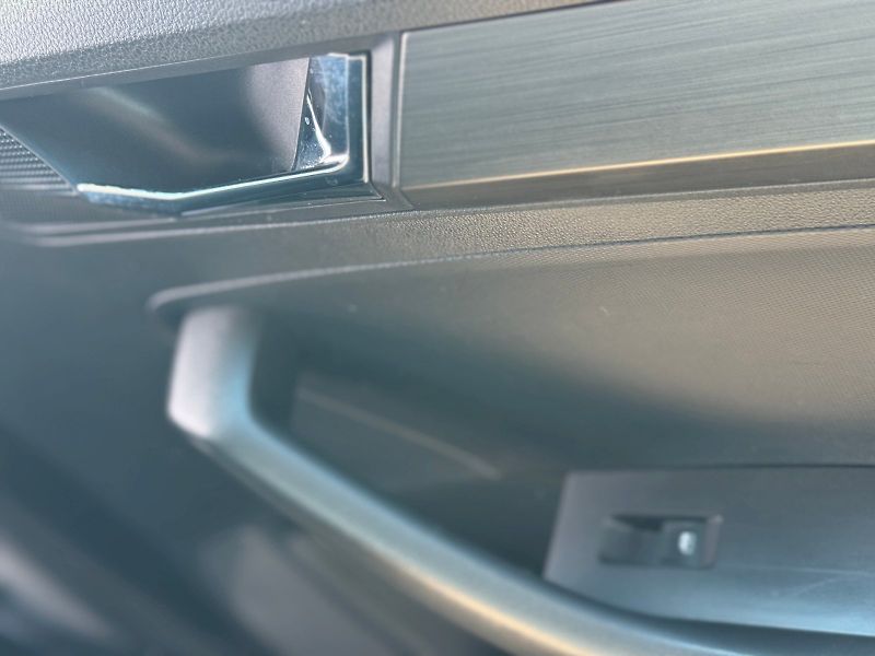 Škoda Rapid (2019) Style 1.0 TSI 81kW - fotka 21 z 24