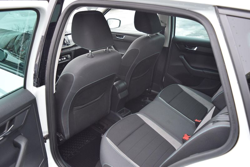 Škoda Fabia (2016) 1.2TSI 81kw AMBITION JOY OPS - fotka 17 z 49
