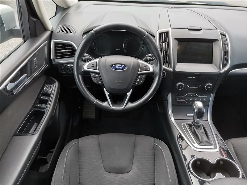 Ford S-MAX 2,0 TDCi 132kW Titanium 7-míst - fotka 6 z 18
