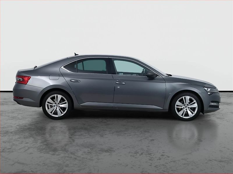Škoda Superb (2022) Style 2.0 TDI - fotka 6 z 22