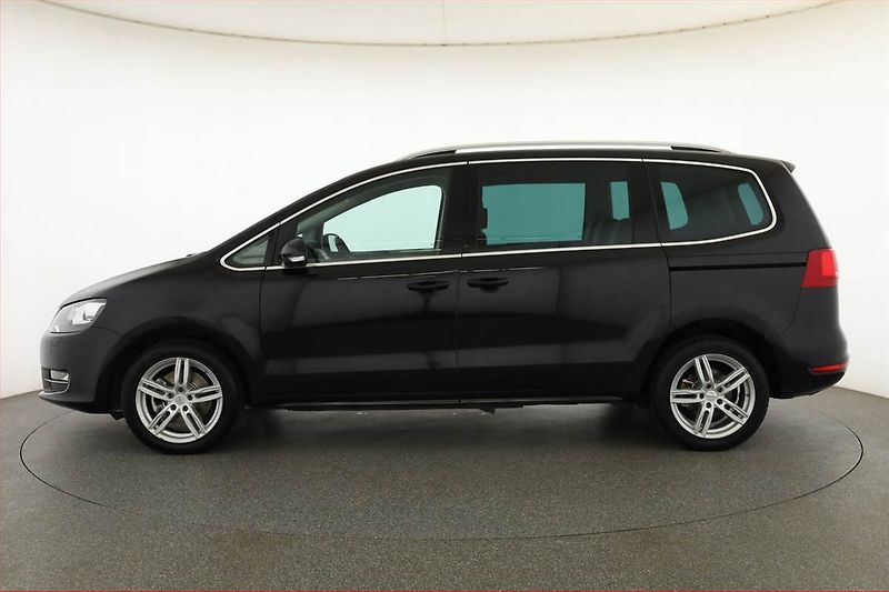 Volkswagen Sharan (2013) 2.0 TDI, 4X4, 7 míst, Kůže - fotka 3 z 23
