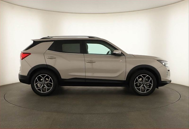 SsangYong Korando (2025) 1.5 T-GDI - fotka 6 z 15