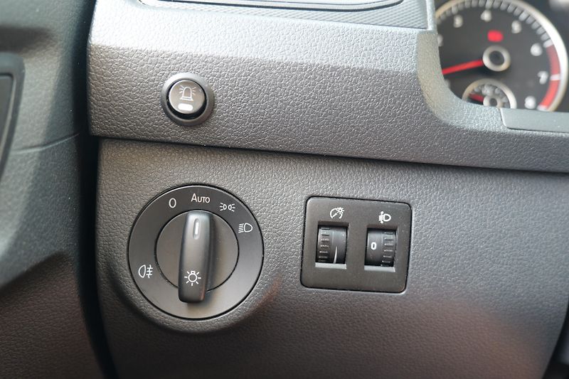Volkswagen Caddy 1.4 TSi DSG Kam CarPlay Tažné - fotka 24 z 33