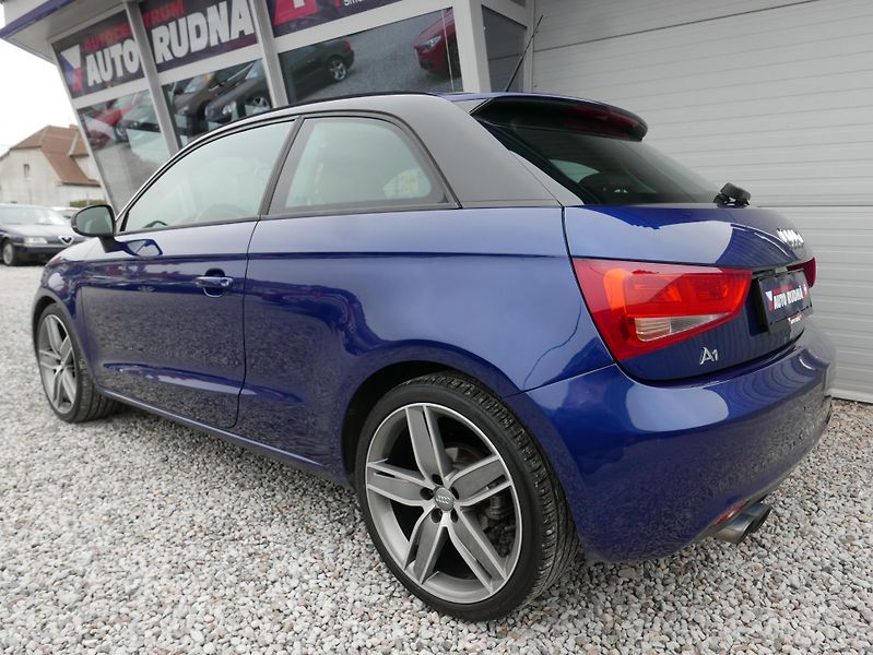 Audi A1 1,4 TFSI S-Line Navi Automat - fotka 12 z 34