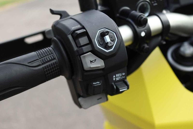 S kombinací skútru a endura přišla Honda už téměř před deseti lety a odvaha se jí vyplatila - o X-ADV je velký zájem.