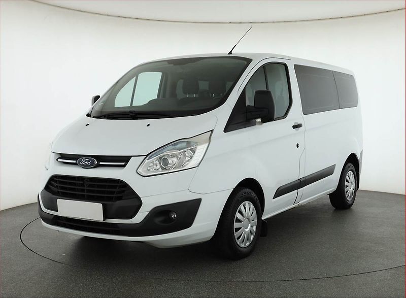 Ford Transit Custom (2015) Trend 2.2 TDCI, Bus, 9Míst - fotka 2 z 16