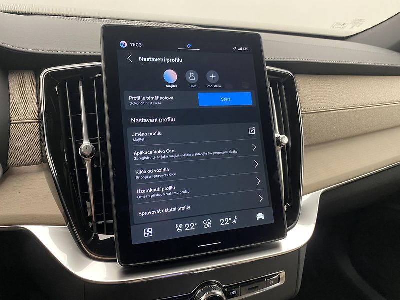 Volvo XC90 (2026) T8 AWD RECHARGE BRIGHT PLUS 7m - fotka 47 z 55