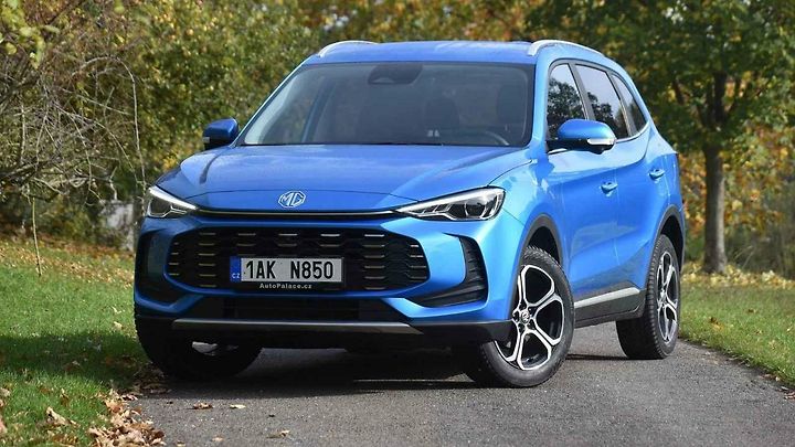 MG ZS přijelo na český trh již ve druhé generaci.