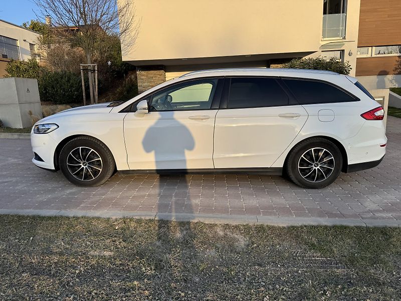 Ford Mondeo (2015) 2.0 /132kW - fotka 3 z 15