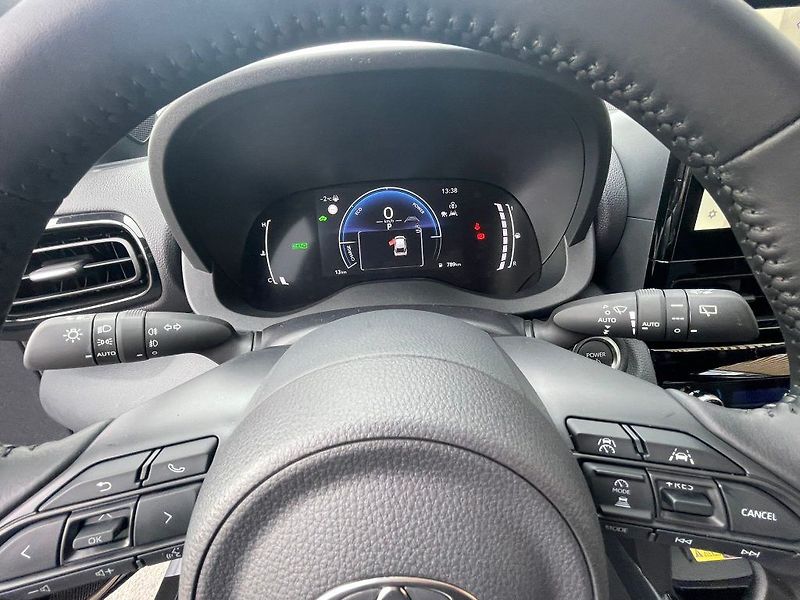 Toyota Yaris Cross 1.5 Hybrid 116HP FWD Style - fotka 21 z 29